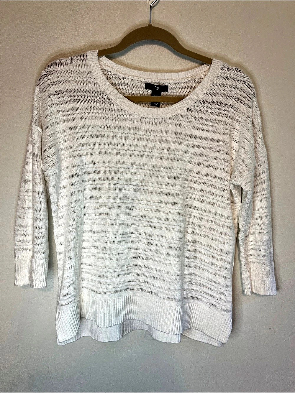 GAP Women’s White Open Knit Striped Lightweight Sweater 3/4 Sleeve Size XS